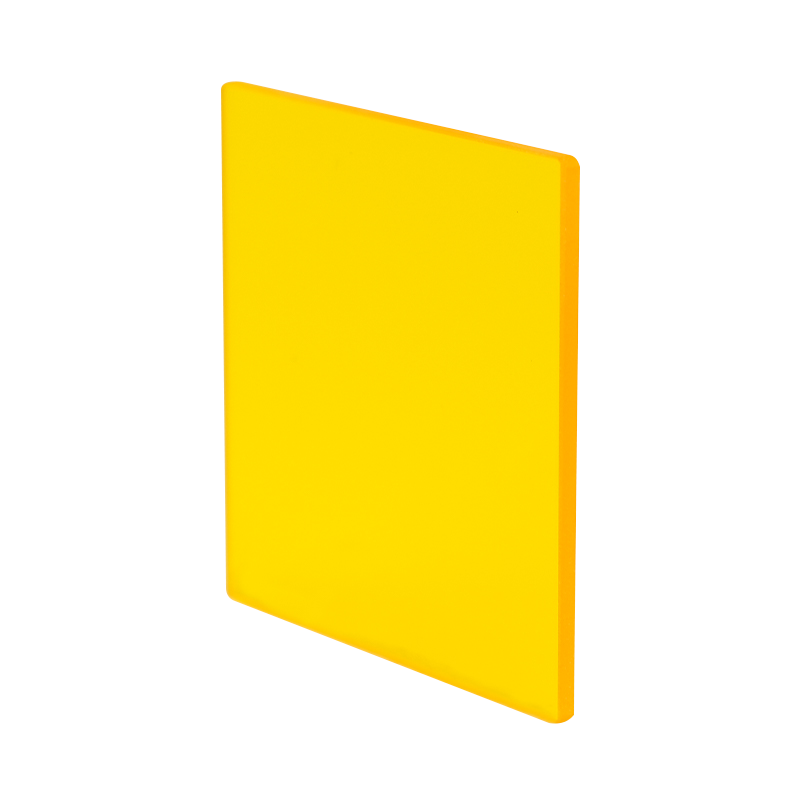 Filtro in vetro cut-off giallo dorato