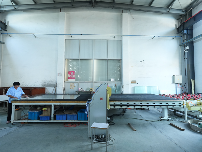 Nantong Xiangyang Optical Element Co.,Ltd.